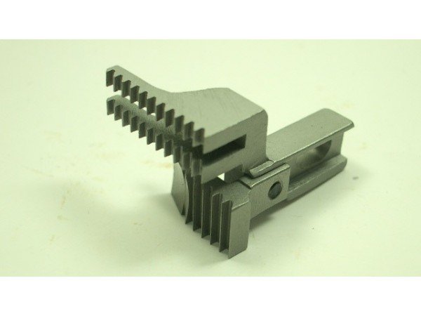 208078-BF Main Feed Dog Sewing Machine Part