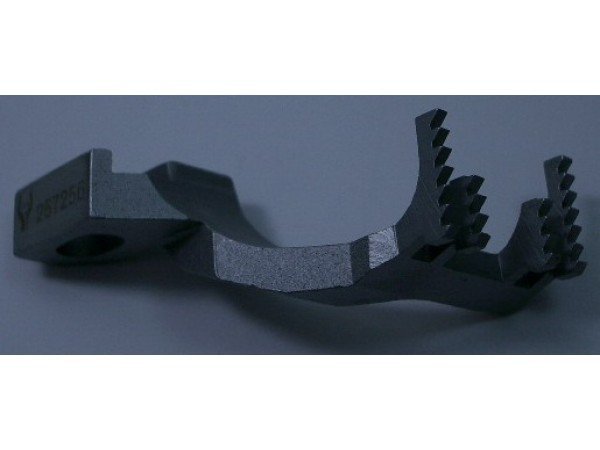 257256-16F Feed Dog Sewing Machine Part