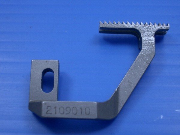 2109010 Differential Feed Dog Sewing Machine Part
