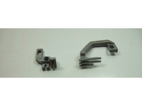 D440-E H445 Feed Dog Sewing Machine Part
