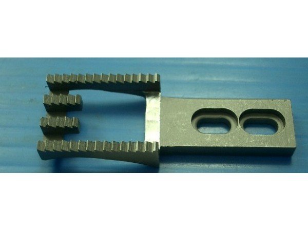 V1061 Feed Dog Sewing Machine Part