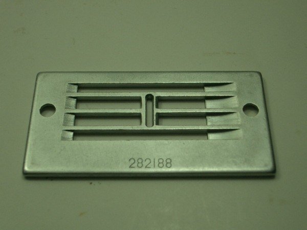 282188 Needle Plate for SINGER Sewing Machine Part