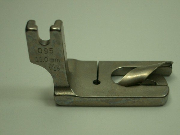 LOT NO. 095 Presser Foot Sewing Machine Part